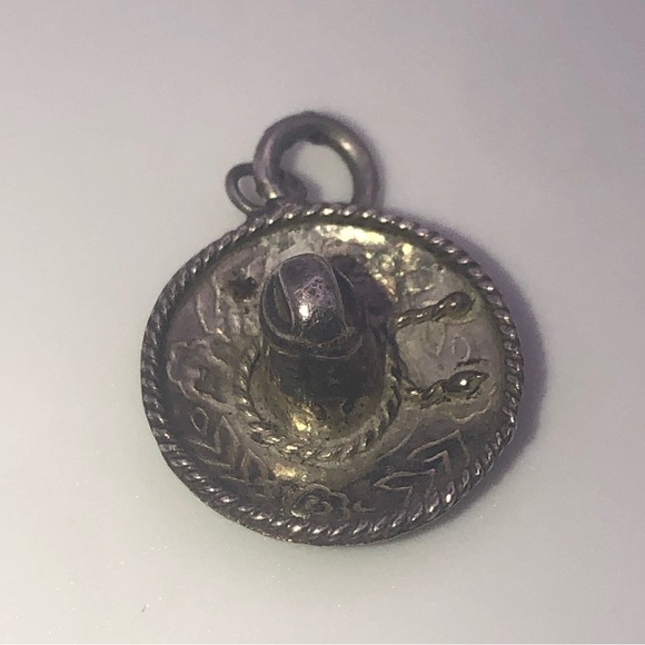 VTG Sterling Mexican Sombrero Hat Charm / Pendant - Picture 2 of 4